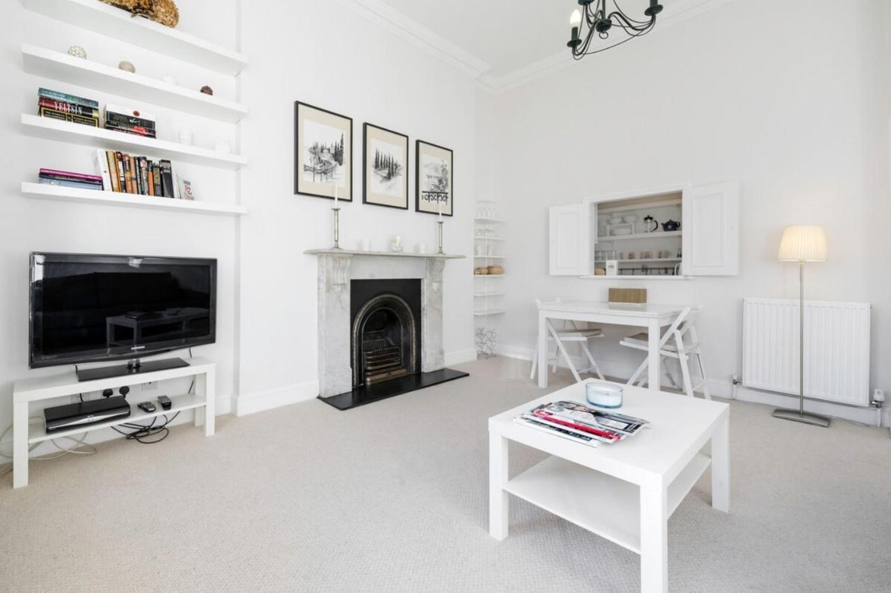 Elegant Earl'S Court 2 Bedroom Flat Just 4 Minutes From Tube London Eksteriør bilde